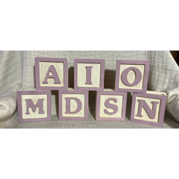 Decorative wooden blocks - Picture 2 of 4